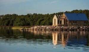 Dutch cabin wins prestigious 2021 Architizer A+ Awards Project of the Year Award